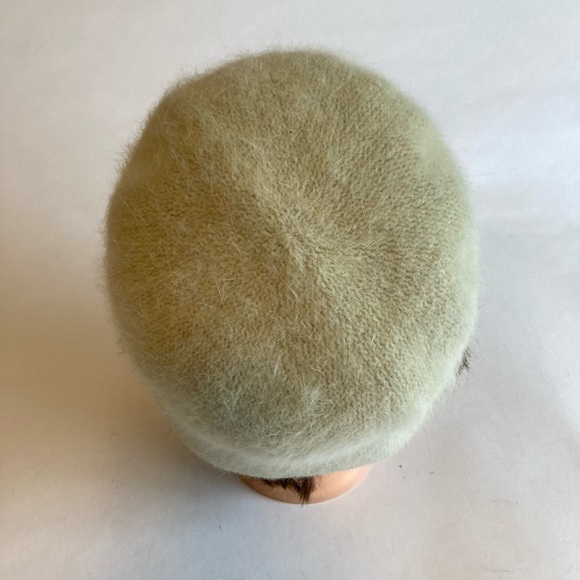 New Unbranded Mint Green 40% Angora 10% Wool 50% Acrylic Hat size S/M - Picture 6 of 8